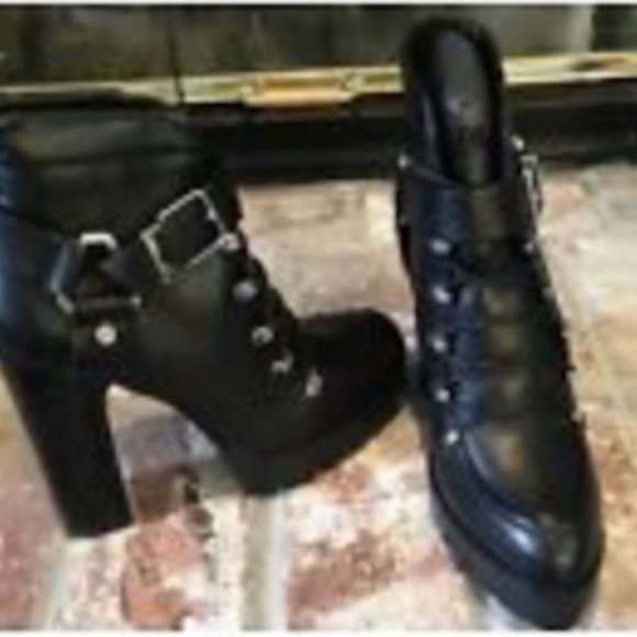 Zara Leather High Heeled Platform Ankle Boots - Picture 2 of 2